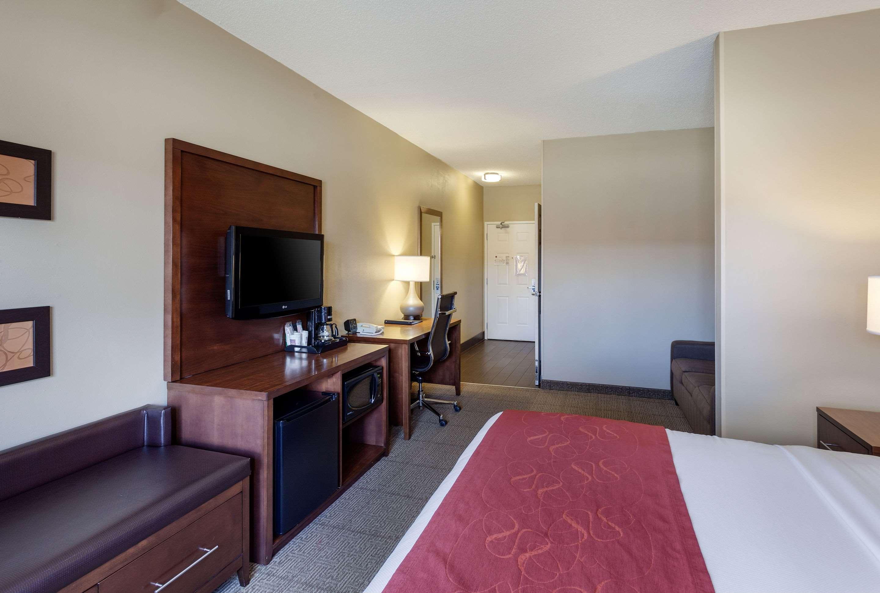 Comfort Suites University Lincoln Exterior foto