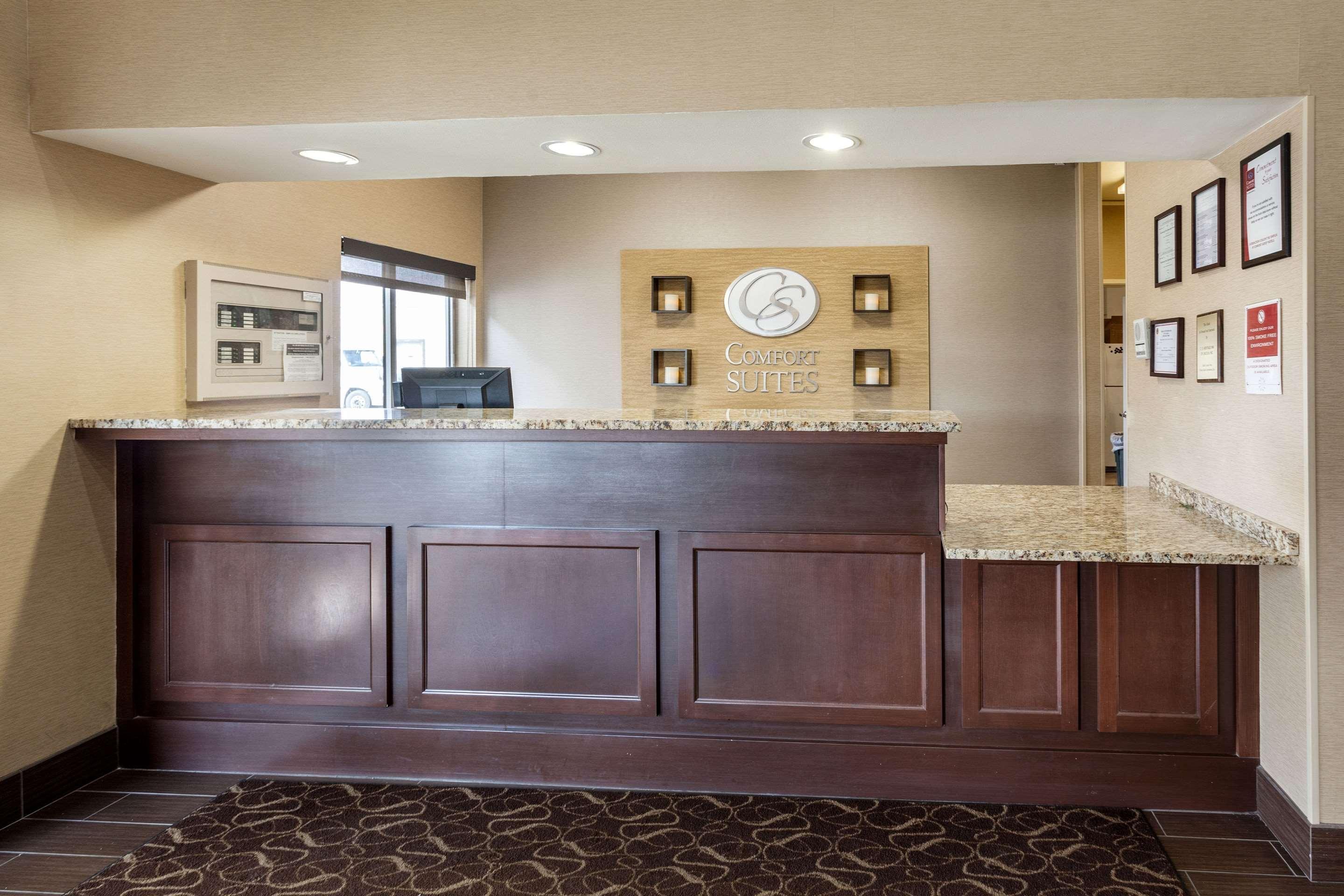 Comfort Suites University Lincoln Exterior foto